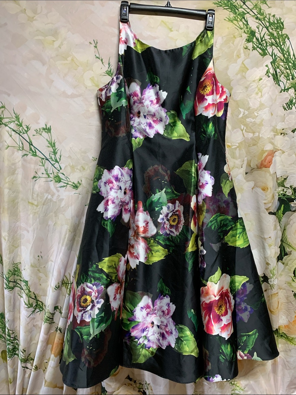 Adrianna Papell shin length dress size L